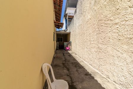 Casa para alugar com 89m², 2 quartos e 1 vaga Casa para alugar com 89m², 2 quartos e 1 vagaQuintal