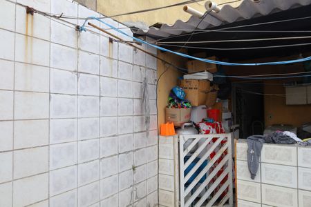 Casa à venda com 100m², 5 quartos e 1 vagaCasa 2 - Área de Serviço