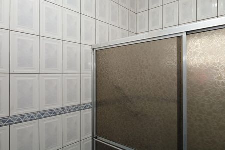 Casa à venda com 100m², 5 quartos e 1 vagaCasa 2 - Banheiro