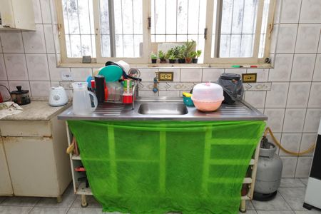 Casa à venda com 100m², 5 quartos e 1 vagaCasa 2 - Cozinha