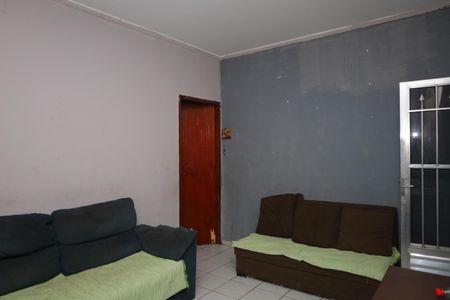 Casa à venda com 100m², 5 quartos e 1 vagaCasa 2 - Sala