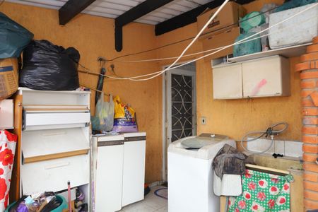 Casa à venda com 100m², 5 quartos e 1 vagaCasa 2 - Área de Serviço