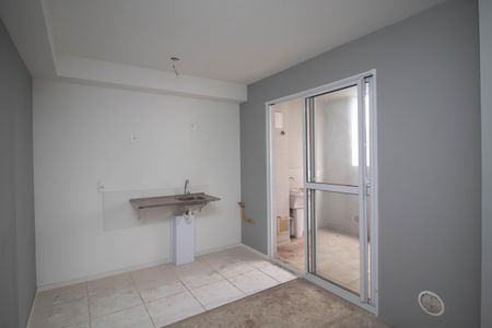 Sala/cozinha de apartamento à venda com 2 quartos, 44m² em Vila das Bandeiras, Guarulhos