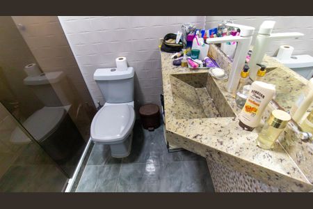 Casa à venda com 325m², 4 quartos e 3 vagas