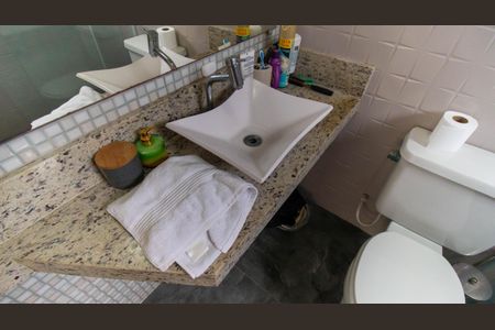 Casa à venda com 325m², 4 quartos e 3 vagas