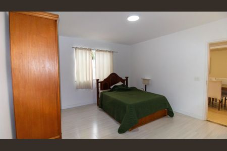 Casa à venda com 325m², 4 quartos e 3 vagas