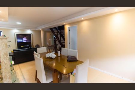 Casa à venda com 325m², 4 quartos e 3 vagas