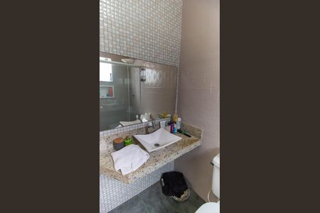 Casa à venda com 325m², 4 quartos e 3 vagas