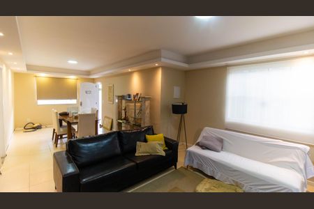 Casa à venda com 325m², 4 quartos e 3 vagas