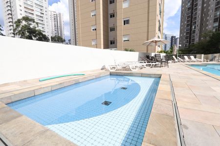 Apartamento à venda com 51m², 2 quartos e 1 vaga Apartamento à venda com 51m², 2 quartos e 1 vagaÁrea comum - Piscina