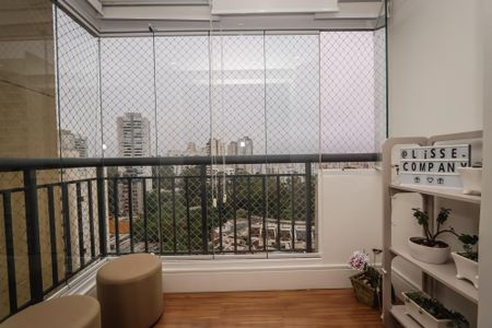 Varanda de apartamento à venda com 2 quartos, 51m² em Vila Andrade, São Paulo
