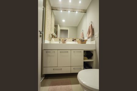 Apartamento à venda com 51m², 2 quartos e 1 vaga Apartamento à venda com 51m², 2 quartos e 1 vagaBanheiro