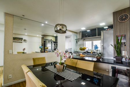 Sala de apartamento à venda com 3 quartos, 91m² em Vila Eldizia, Santo André