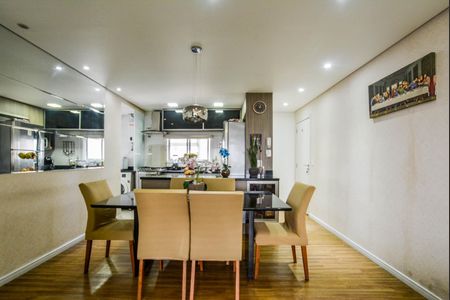 Apartamento à venda com 91m², 3 quartos e 2 vagas Apartamento à venda com 91m², 3 quartos e 2 vagasSala