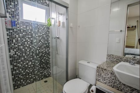 Apartamento à venda com 91m², 3 quartos e 2 vagas Apartamento à venda com 91m², 3 quartos e 2 vagasBanheiro da Suíte