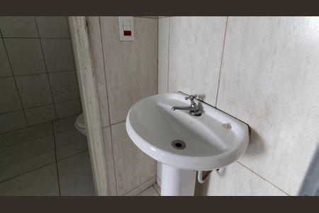 Apartamento à venda com 52m², 2 quartos e sem vaga Apartamento à venda com 52m², 2 quartos e sem vagaBanheiro