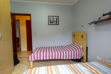 Casa à venda com 97m², 3 quartos e 3 vagas Casa à venda com 97m², 3 quartos e 3 vagasQuarto 1