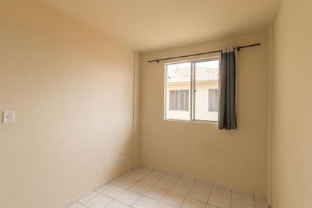 Quarto 1 de apartamento para alugar com 2 quartos, 52m² em Sítio Cercado, Curitiba