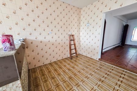 Casa à venda com 240m², 4 quartos e 2 vagas Casa à venda com 240m², 4 quartos e 2 vagasCozinha