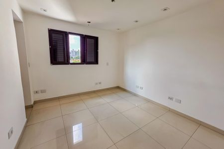 Casa à venda com 240m², 4 quartos e 2 vagas Casa à venda com 240m², 4 quartos e 2 vagasSuíte