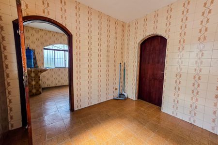 Casa à venda com 240m², 4 quartos e 2 vagas Casa à venda com 240m², 4 quartos e 2 vagasCozinha