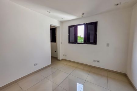 Casa à venda com 240m², 4 quartos e 2 vagas Casa à venda com 240m², 4 quartos e 2 vagasSuíte