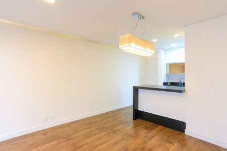 Apartamento à venda com 72m², 3 quartos e 2 vagasSala