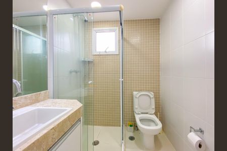 Apartamento à venda com 72m², 3 quartos e 2 vagasBanheiro da Suíte