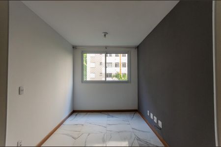 Apartamento para alugar com 42m², 2 quartos e 1 vaga Apartamento para alugar com 42m², 2 quartos e 1 vagaSala