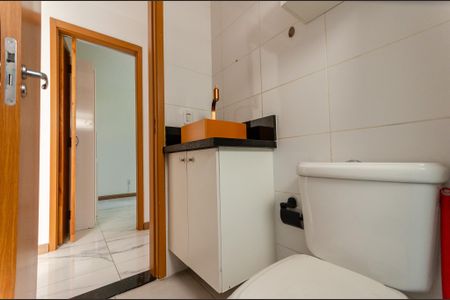 Apartamento para alugar com 42m², 2 quartos e 1 vaga Apartamento para alugar com 42m², 2 quartos e 1 vagaBanheiro