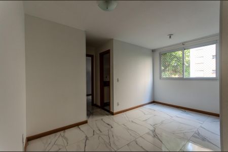 Apartamento para alugar com 42m², 2 quartos e 1 vaga Apartamento para alugar com 42m², 2 quartos e 1 vagaSala