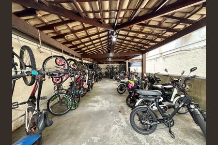 Apartamento à venda com 85m², 3 quartos e 1 vaga Apartamento à venda com 85m², 3 quartos e 1 vagaÁrea comum