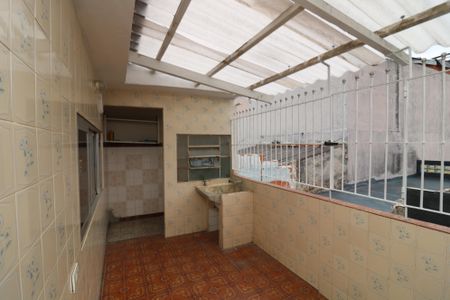 Casa à venda com 210m², 3 quartos e 2 vagasÁrea de Serviço