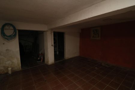 Casa à venda com 210m², 3 quartos e 2 vagasPorão