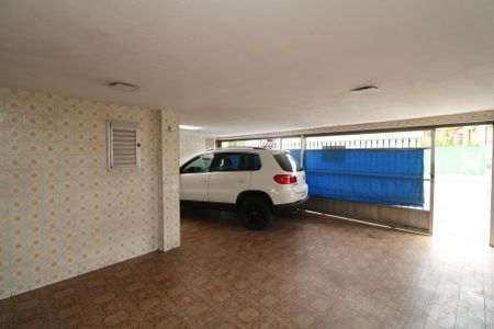 Casa à venda com 210m², 3 quartos e 2 vagasGaragem