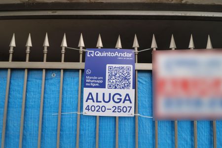 Casa à venda com 210m², 3 quartos e 2 vagasFachada