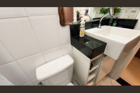 Apartamento à venda com 63m², 2 quartos e 1 vagaBanheiro Social