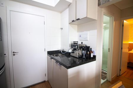 Apartamento à venda com 32m², 2 quartos e sem vaga Apartamento à venda com 32m², 2 quartos e sem vagaÁrea de Serviço