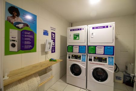 Apartamento à venda com 32m², 2 quartos e sem vaga Apartamento à venda com 32m², 2 quartos e sem vagaÁrea comum - Lavanderia