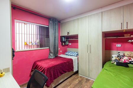 Casa à venda com 121m², 2 quartos e 2 vagas Casa à venda com 121m², 2 quartos e 2 vagasQuarto 1