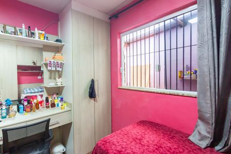 Casa à venda com 121m², 2 quartos e 2 vagas Casa à venda com 121m², 2 quartos e 2 vagasQuarto 1