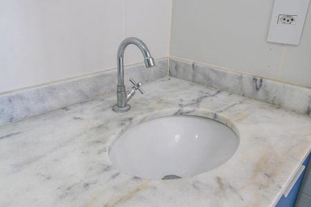 Apartamento para alugar com 85m², 2 quartos e 2 vagasBanheiro social