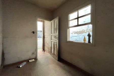 Casa à venda com 180m², 2 quartos e 1 vaga Casa à venda com 180m², 2 quartos e 1 vagaQuarto de Serviço