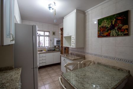 Apartamento à venda com 93m², 2 quartos e 2 vagas Apartamento à venda com 93m², 2 quartos e 2 vagasCozinha