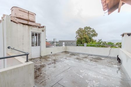 Casa para alugar com 220m², 3 quartos e 2 vagas Casa para alugar com 220m², 3 quartos e 2 vagasTerraço