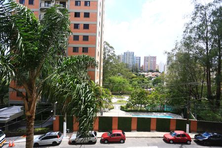 Varanda de apartamento à venda com 3 quartos, 69m² em Paraíso do Morumbi, São Paulo