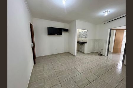 Sala de kitnet/studio para alugar com 1 quarto, 40m² em Jardim Adriana, Guarulhos
