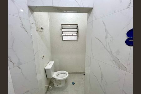 Studio para alugar com 40m², 1 quarto e sem vaga Studio para alugar com 40m², 1 quarto e sem vagaBanheiro Social