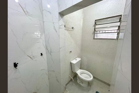 Studio para alugar com 40m², 1 quarto e sem vaga Studio para alugar com 40m², 1 quarto e sem vagaBanheiro Social