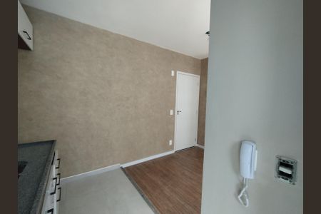 Apartamento para alugar com 38m², 2 quartos e sem vaga Apartamento para alugar com 38m², 2 quartos e sem vagaCozinha - Armários